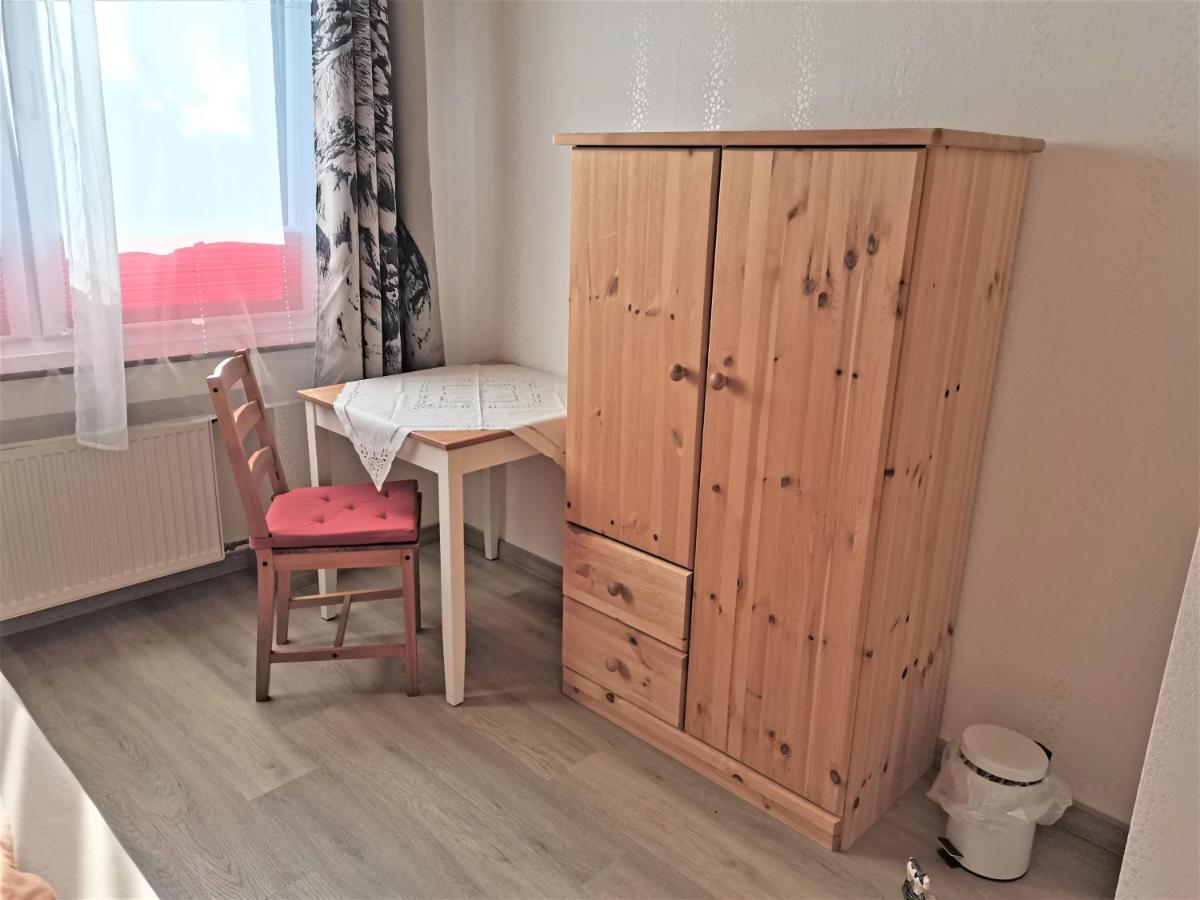 Biene'S Baerenstube Hotel Elze Стая снимка